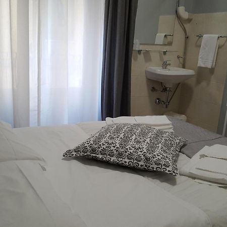 Hotel Milano Pisa Room photo